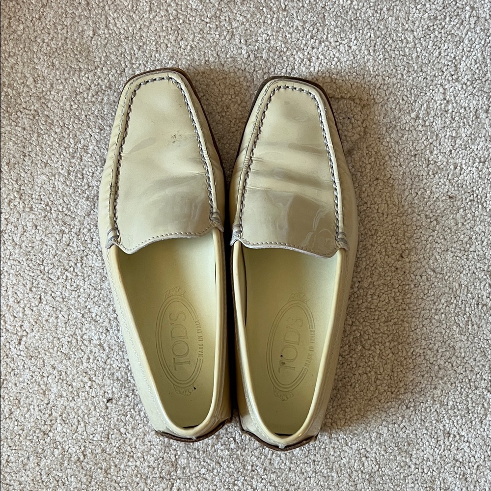 Tod's woman’s Beige Loafers